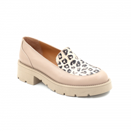 Pantofi dama casual loafers din piele naturala bej si cu imprimeu animal print cu varf rotund si talpa de 3 cm 63620-25 [1]