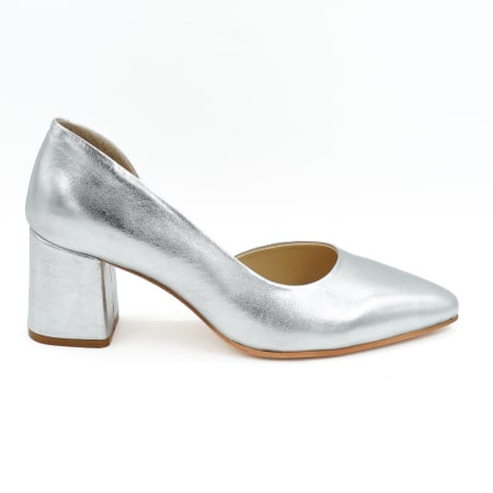 Pantofi elegant & office dama - Pantofi dama din piele naturala argintie, cu varf ascutit stiletto si toc mic gros imbracat 6 cm 53024-26