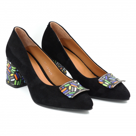 Pantofi dama din piele naturala intoarsa neagra si cu imprimeu multicolor cu varf ascutit si toc mic gros imbracat de 6 cm 51424-1-25 [1]