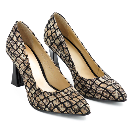 Pantofi dama din piele naturala neagra cu imprimeu animal print, cu varf ascutit stiletto si toc mediu subtire de 8 cm 8057-7-26 [2]