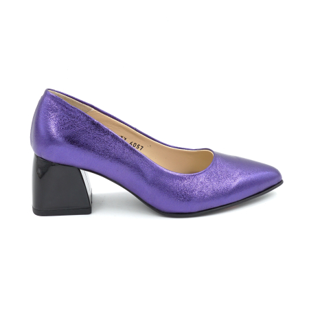 Lichidare stocuri - Pantofi dama din piele naturala mov metalizat cu varf ascutit stiletto si toc mic gros de 6 cm 6057-12-25