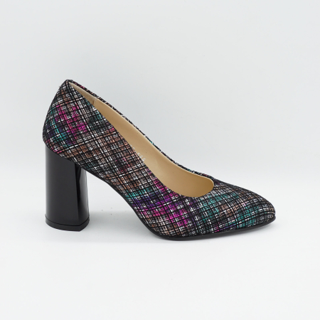 Pantofi dama - Pantofi dama din piele naturala neagra cu imprimeu, cu varf ascutit si toc mediu gros de 7 cm 0449-16-26