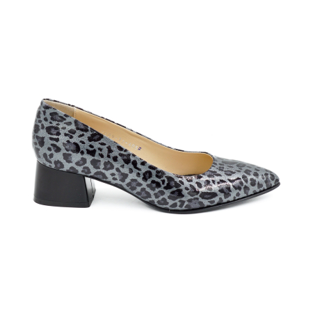Pantofi dama - Pantofi dama din piele naturala lacuita gri cu imprimeu leopard, cu varf ascutit stiletto si toc mic gros de 4 cm 4057-3-26