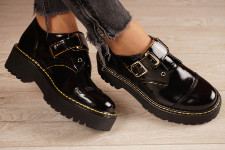 Pantofi dama - Pantofi dama casual din piele naturala lacuita neagra cu varf rotund si talpa 3 cm 54821-21