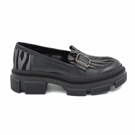 Pantofi casual & sport dama - Pantofi dama casual loafers din piele naturala neagra si cu imprimeu zebra nerguc cu argintiu cu varf rotund si talpa de 4 cm 51325-25