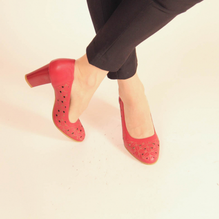 Pantofi dama din piele naturala rosie laserata MSPD51820L38-20 [1]
