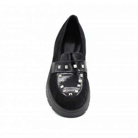 Pantofi dama casual loafers din piele naturala lacuita si intoarsa neagra cu tinte metalice, cu varf rotund si talpa 3 cm 60220-25 [4]