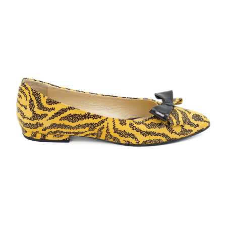 Dama - Pantofi dama tip balerini din piele naturala galben mustar cu imprimeu negru, cu varf ascutit stiletto si toc mic imbracat de 1 cm 62420-1-26