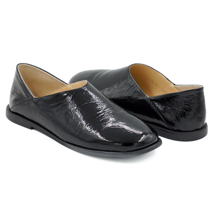 Pantofi dama tip barefoot din piele naturala lacuita neagra cu varf rotund si talpa de 1 cm 50826-1-26 [3]