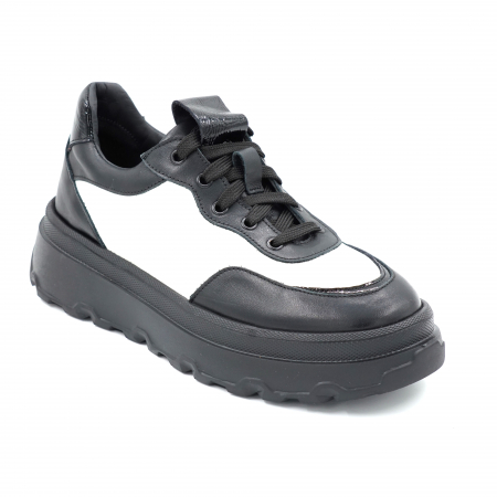 Pantofi dama tip adidas din piele naturala alba si neagra cu varf rotund si talpa 4 cm 51121-5-24 [1]