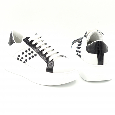 Pantofi dama tip adidas din piele naturala neagra si alba cu varf rotund si talpa 5 cm si accesorii tip tinte 64121-25 [3]