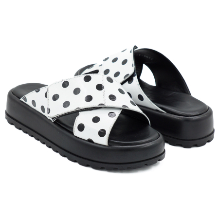Sabot dama din piele naturala intoarsa neagra, cu varf rotund si talpa inalta 4 cm 0726-2-26 [3]