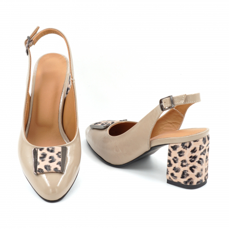 Sandale dama din piele naturala lacuita grej si cu imprimeu animal print, cu varf ascutit si toc mediu gros imbracat 7 cm 1044-1-25 [2]