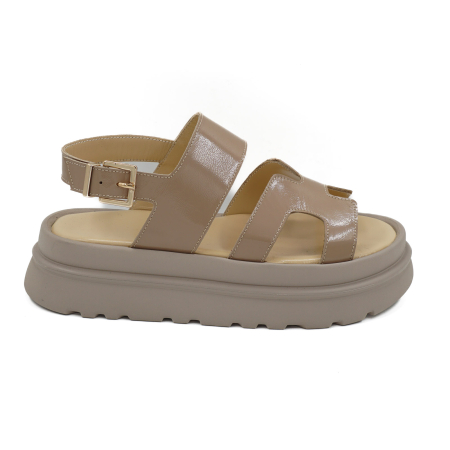 Lichidare stocuri - Sandale dama din piele naturala lacuita grej, cu varf rotund si talpa 3 cm 0426-2-26