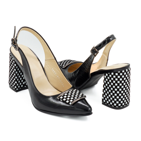 Lichidare stocuri - Sandale dama din piele naturala lacuita neagra si cu patrate albe, cu varf ascutit stiletto si toc mediu gros imbracat de 8 cm 0924-26