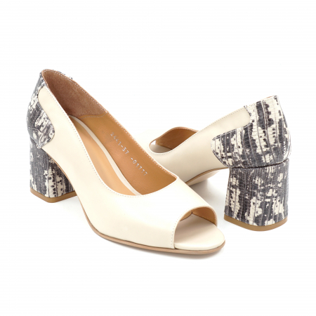 Pantofi decupati  dama din piele naturala nude bej si cu imprimeu cu varf rotund si toc mic gros imbracat de 6 cm 01717-25 [3]