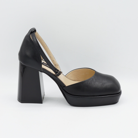 Lichidare stocuri - Sandale dama din piele naturala neagra, cu varf rotund, platforma de 2 cm si toc inalt gros de 9 cm 1093-26