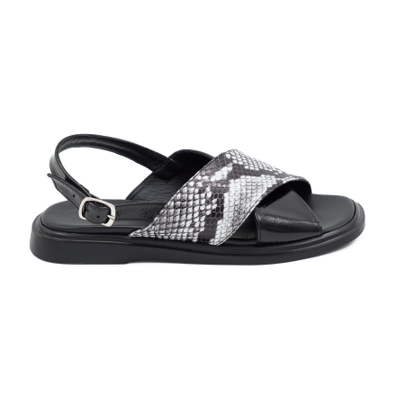 Sandale casual & sport dama - Sandale dama din piele naturala lacuita neagra si cu imprimeu sarpe, cu varf rotund si talpa joasa 3 cm 1126-4-26