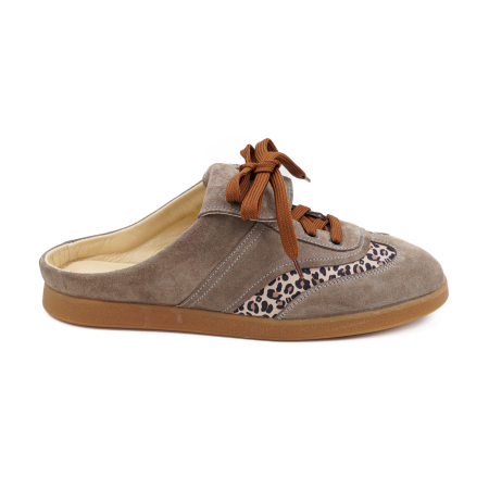 Sandale casual & sport dama - Slapi dama din piele naturala intoarsa grej si cu imprimeu animal print, cu varf rotund si talpa joasa 3 cm 1326-26