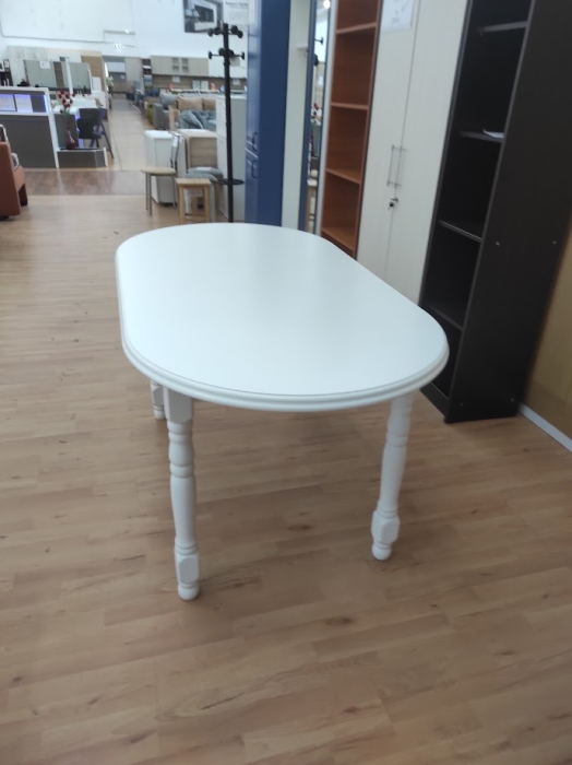 Masă extensibilă ovală albă cu blat MDF și picioare din fag – Outlet București [2]