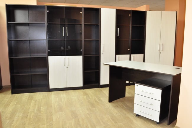 Mobilier Office - Ansamblu Mobilier Office complet – Set birou modern Wenge și Ladin Mobila Ghencea