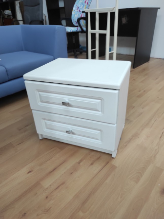 Outlet Mobila Ghencea - Noptieră albă cu 2 sertare MDF – OUTLET, montată, fotografie reală