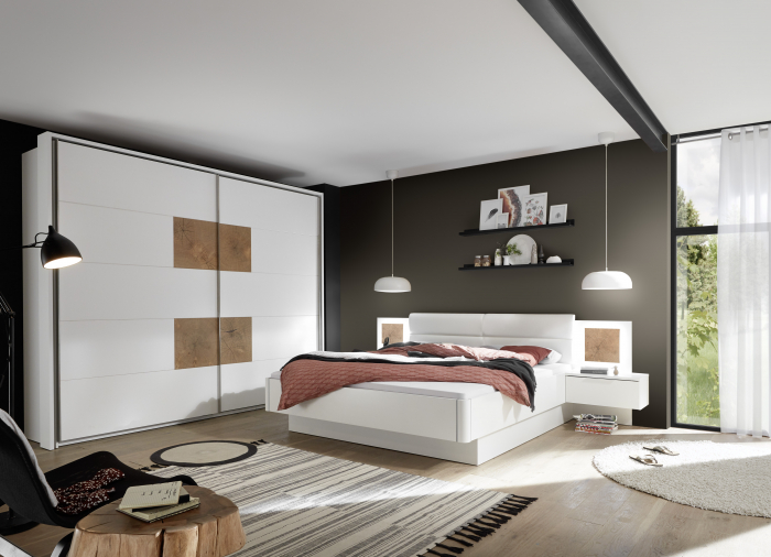 Dormitor CAPRI Set (dulap 270 + pat 160 + 2 noptiere cu iluminare led), culoare alb. [1]