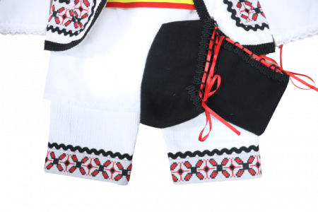 Costum National alb cu tematica traditionala rosie [3]