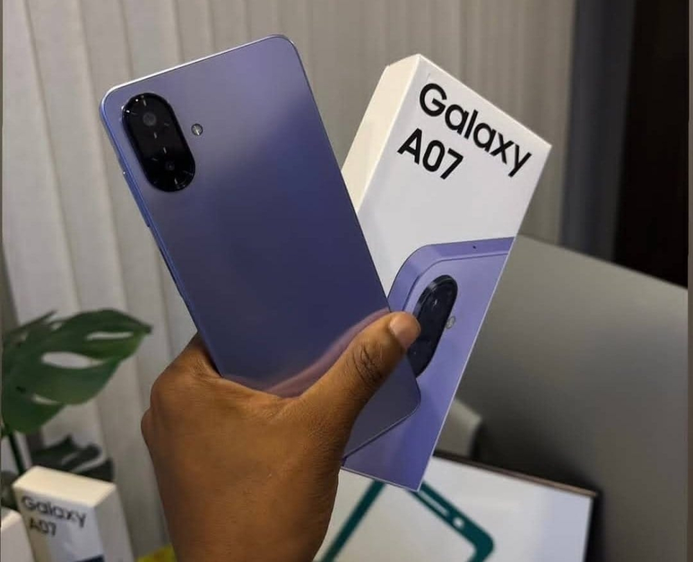 Samsung Galaxy  A07 Violet, 128gb, vedere din fata [3]