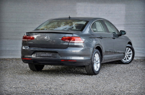 Auto - eleron vw passat b8 2015 2022 spoiler portbagaj negru lucios