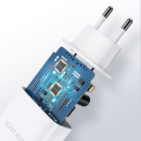Incarcator cu Cablu Date iPhone 12 / 12 PRO / 12 PRO / 13 / 13 pro / 13 Pro Max, MAX 18W 20W [3]