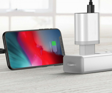 Incarcator 18w 3 usb , alb [1]