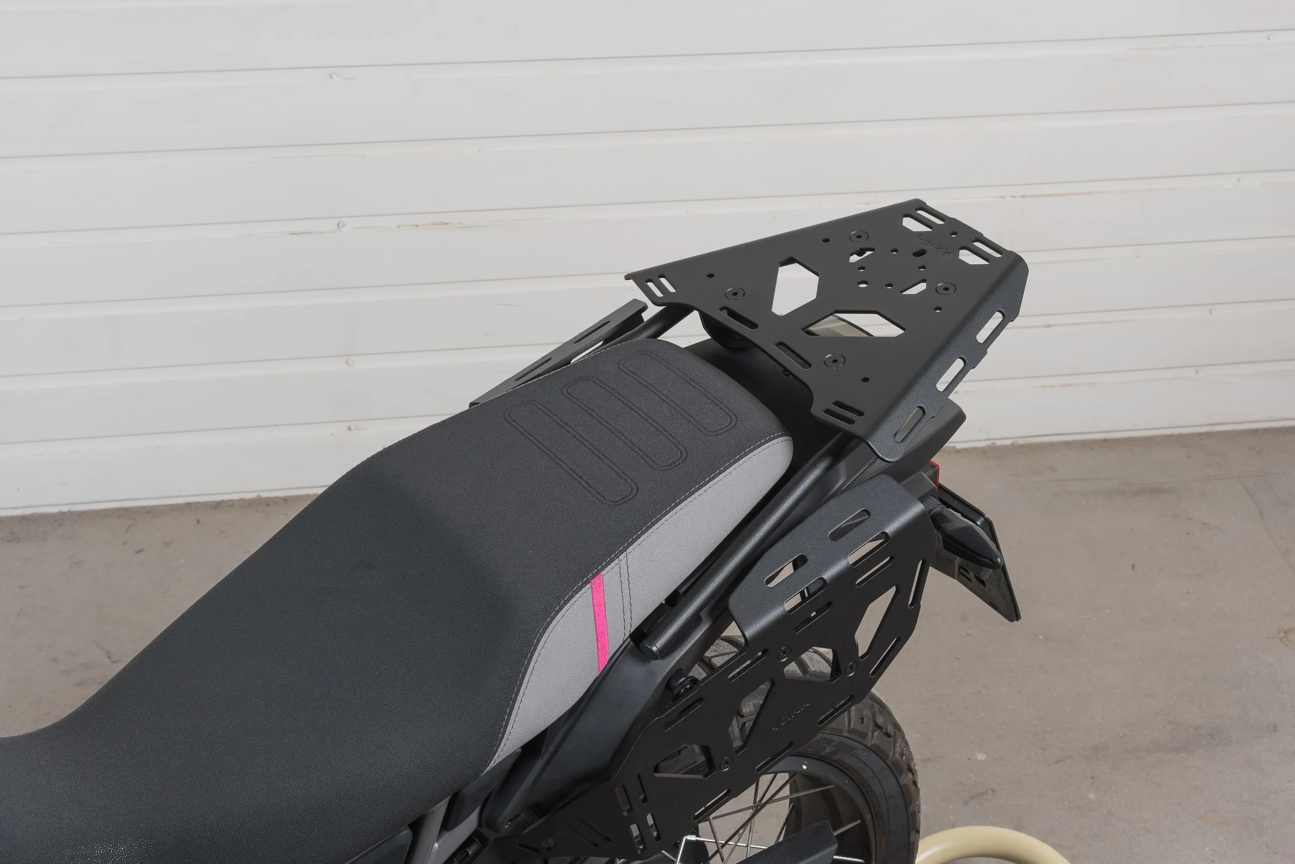 Portbagaj CFMOTO 450MT | Suport Bagaje Yakk EXP [1]