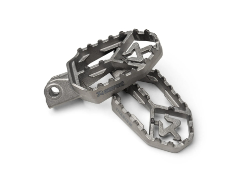 Universul MOTO - Scărițe Akrapovič CFMOTO 450MT, 700MT, 800MT | Titan