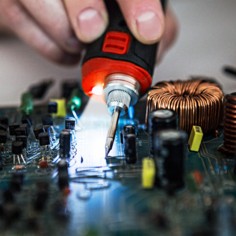 Aparat de lipit cu acumulatori, portabil. cu staniu și burete de curățare [3]