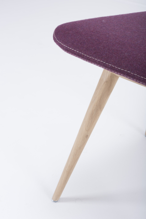 Ena chair with solid oak feet and seat+backrest upholstered with fabric Main Line Flex Gazzda [9]