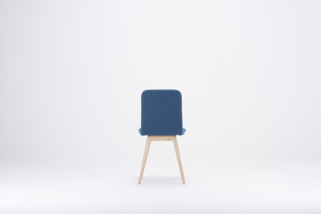 Ena chair with solid oak feet and seat+backrest upholstered with fabric Main Line Flex Gazzda [20]