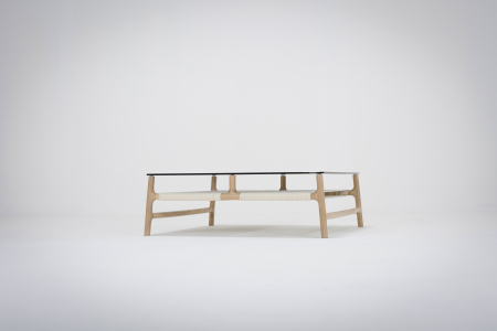 Fawn coffee table with solid wood structure and glass top 90x90x30cm Gazzda [3]