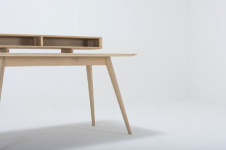 Birou Stafa – cu raft Stejar Masiv Gazzda 140x80x94cm [1]