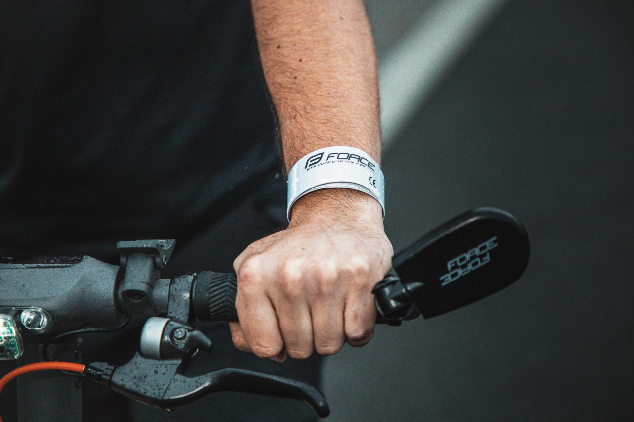 Banda Reflectorizanta Retractabila Force 38 cm Argintie [2]