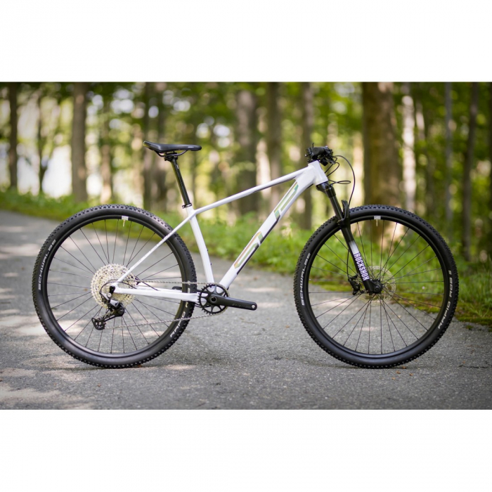 Bicicleta Superior XP 909 29" Gloss White/Hologram Black/Red 39cm (S) [6]