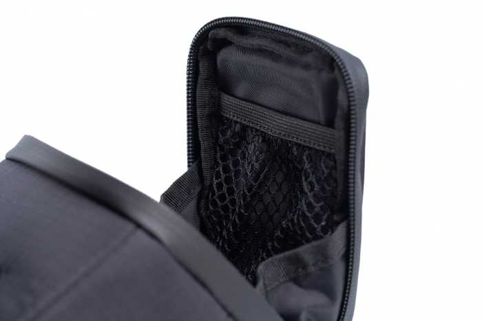 Borseta sa Acid Saddle Bag Click L Neagra [3]
