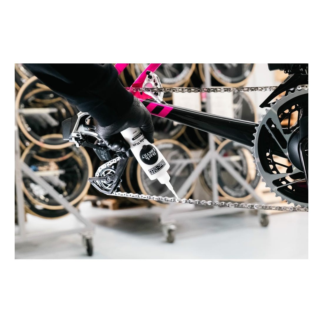 Ceara pentru Lant Muc-Off Dark Energy Bicycle Chain Wax 50ml [6]