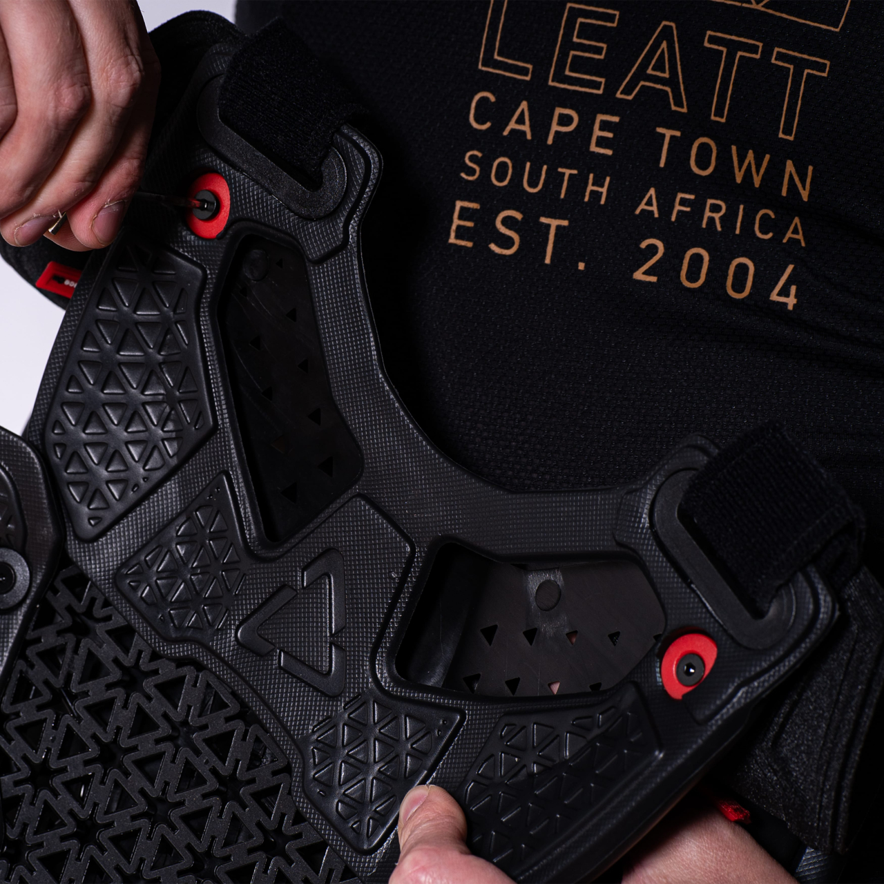 Protectie piept Leatt Chest Protector 3.5 Black [6]