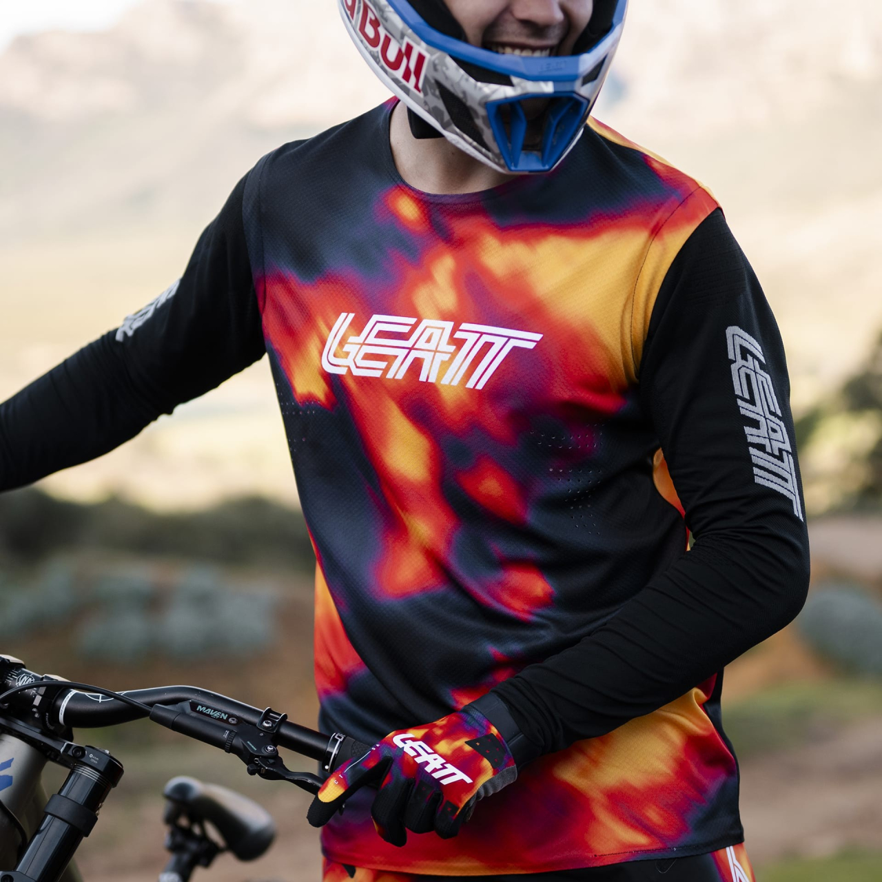 Tricou Leatt MTB Gravity 8.0 Heatmap Red L [3]