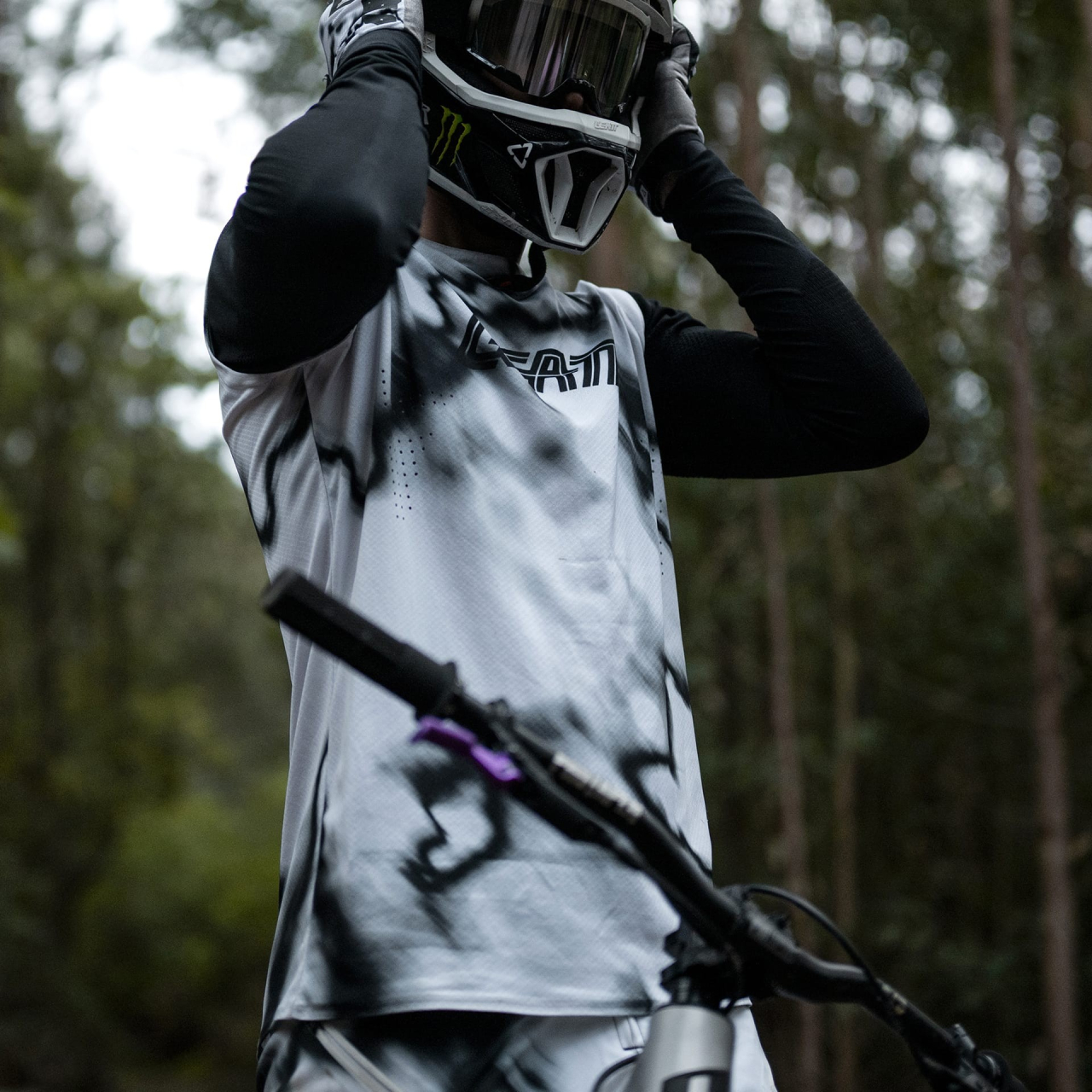 Tricou Leatt MTB Gravity 8.0 Heatmap White L [4]