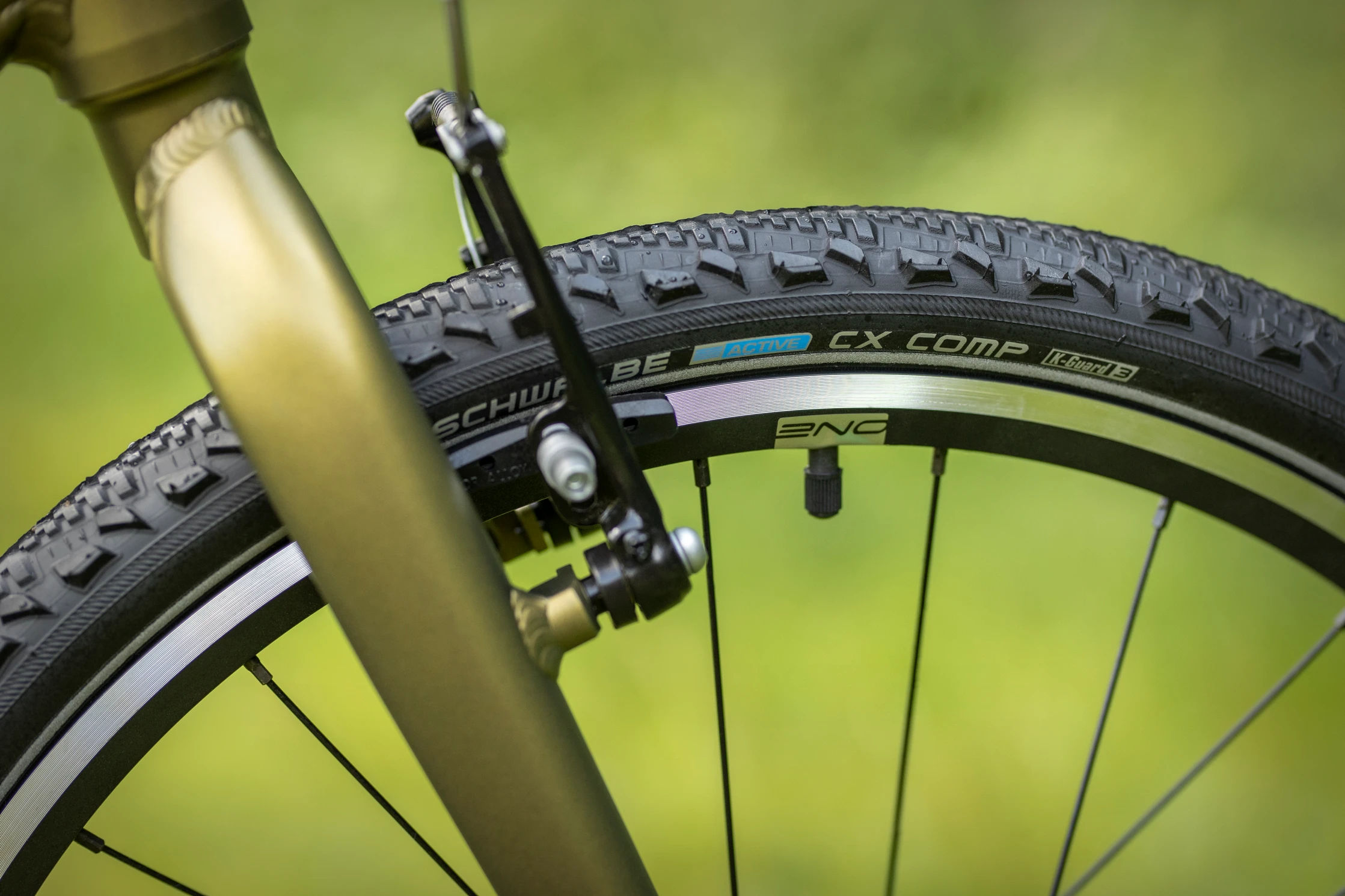 Bicicleta Superior FLY 24 VB Matte Olive Metallic/Hologram Chrome [5]