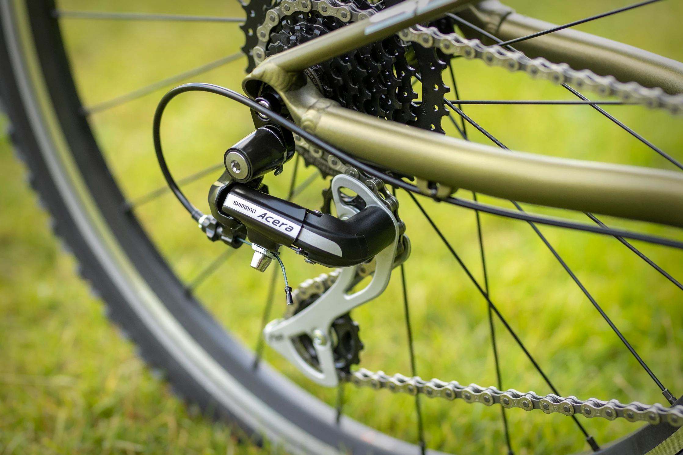 Bicicleta Superior FLY 24 VB Matte Olive Metallic/Hologram Chrome [4]