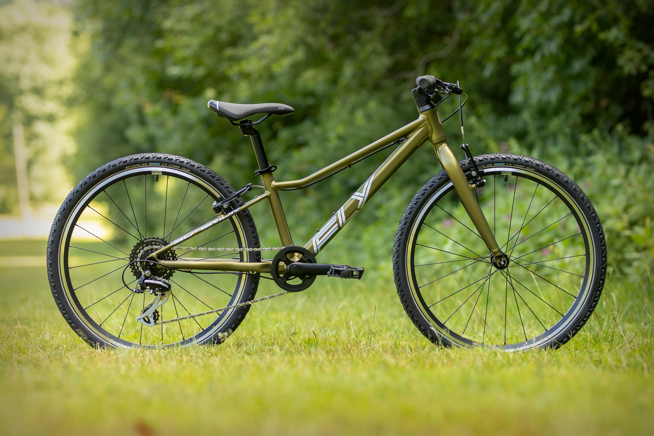 Bicicleta Superior FLY 24 VB Matte Olive Metallic/Hologram Chrome [1]