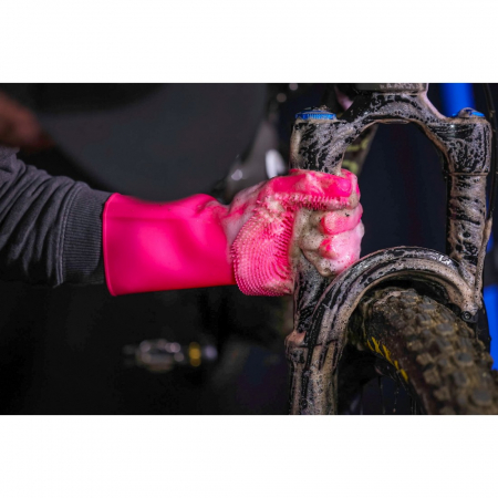 Manusi de curatare Muc-Off Deep Scrubber Pink M [10]